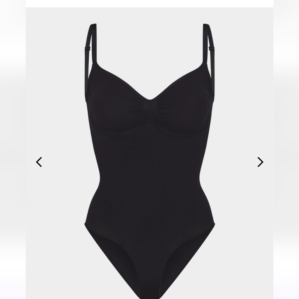 SKIMS Sculpting Bodysuit